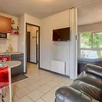 Lumineux, Terrasse, Parking Gratuit, Animaux Admis - Fr-1-841-36